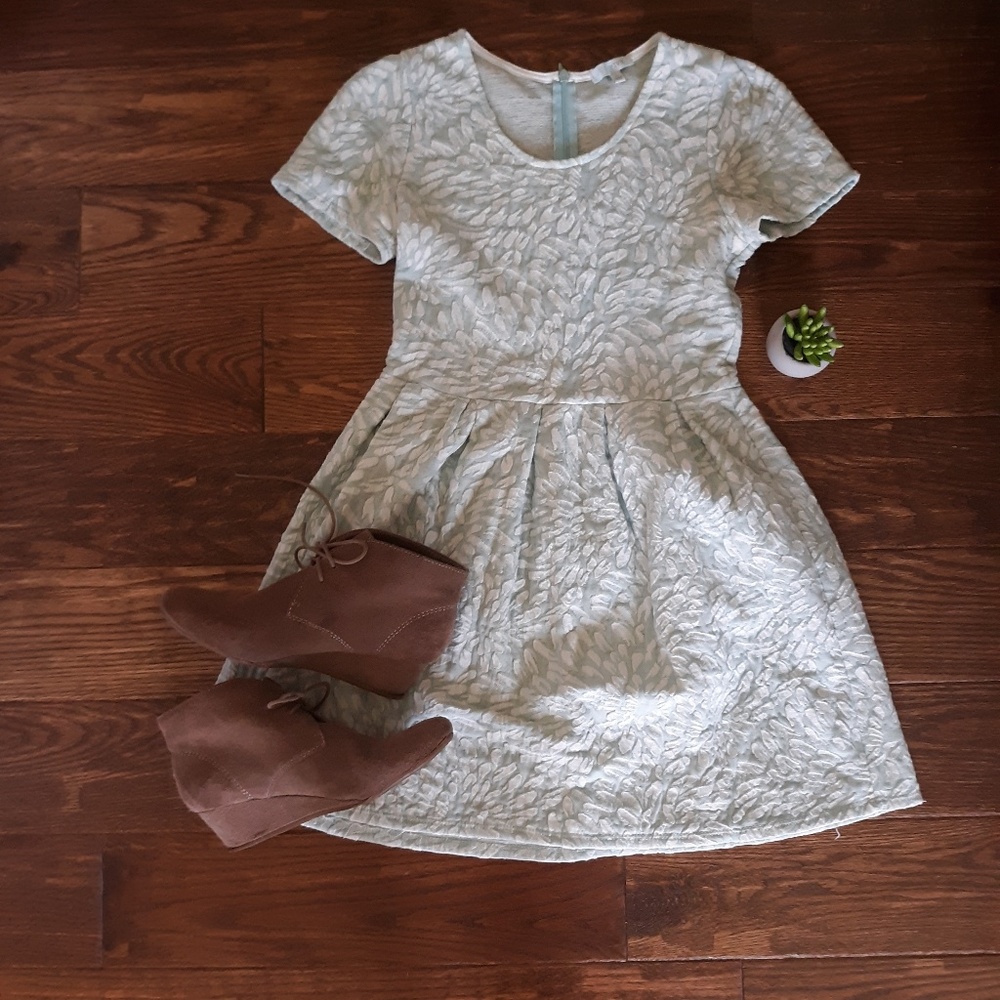 Francesca's light blue dress